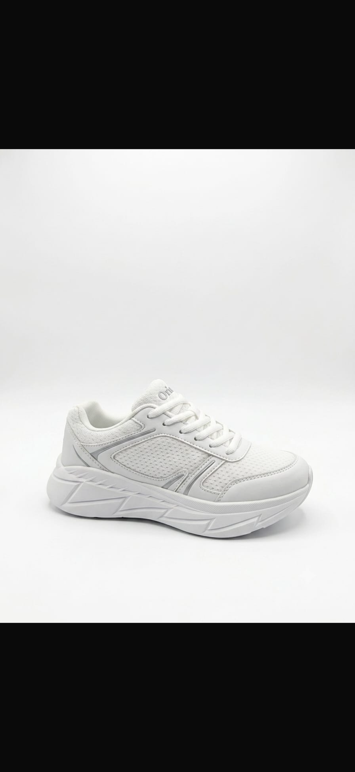 Orion sneaker white side view